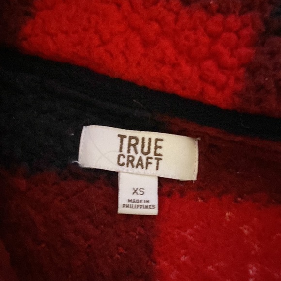 Sherpa pull over - Picture 2 of 3